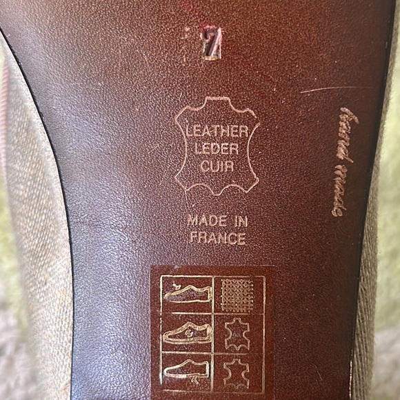 Evelyn Paul Paris Handmade Tan Linen Leather Loafers - 7 - Picture 12 of 14